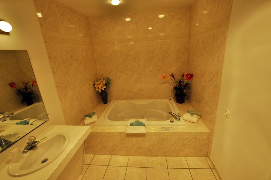 Riviera Resort & Suites Wildwood Quarto foto